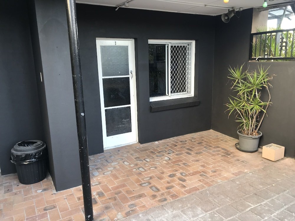 Фото Down Under Hostels by the beach