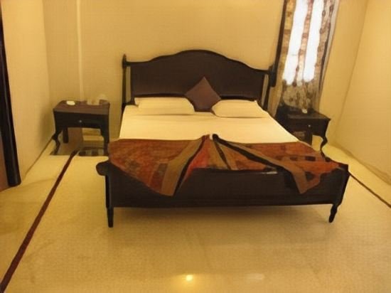 Фото Hotel Boheda Palace