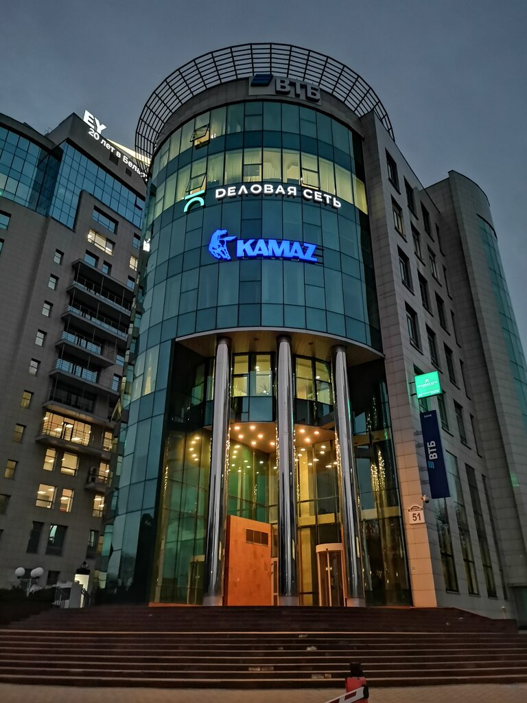 Автосалон КамАЗавто, Минск, фото