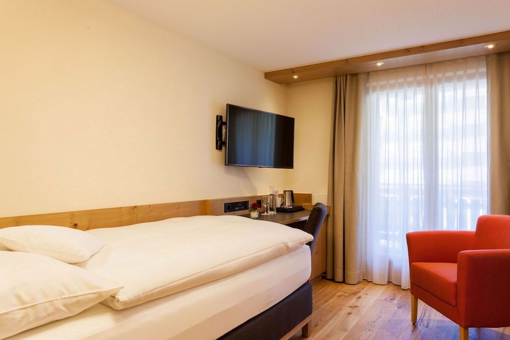 Фото Отель La Couronne Hotel & Spa