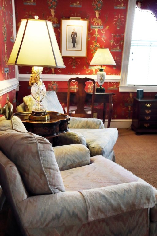 Фото Flag House Inn