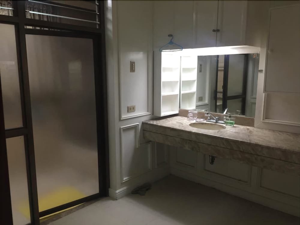 Фото Dejavu Bed and Breakfast