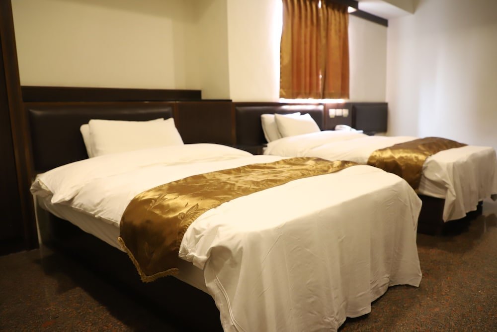 Фото Regal International Hotel