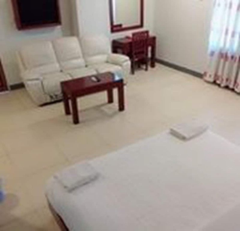 Фото Lanmadaw Plaza Hotel China Town