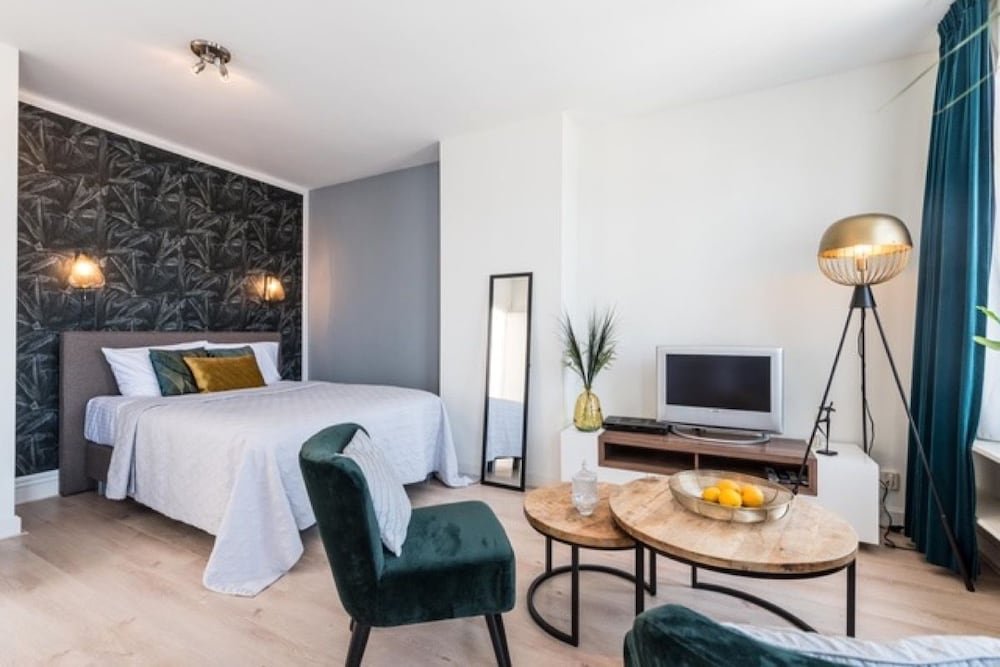 Фото Boutique Canal House Suites