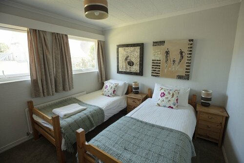 Гостиница The Pines Hotel в Санадже