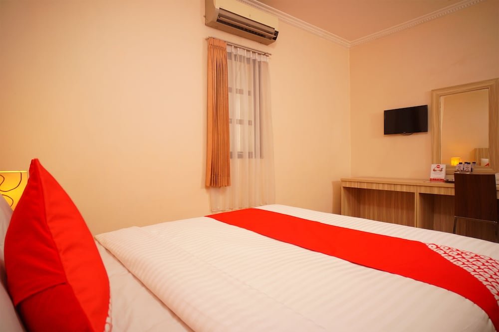 Фото Oyo 142 Hotel Al Furqon Syariah