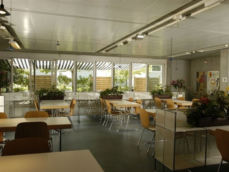 Фото Lausanne Youth Hostel Jeunotel