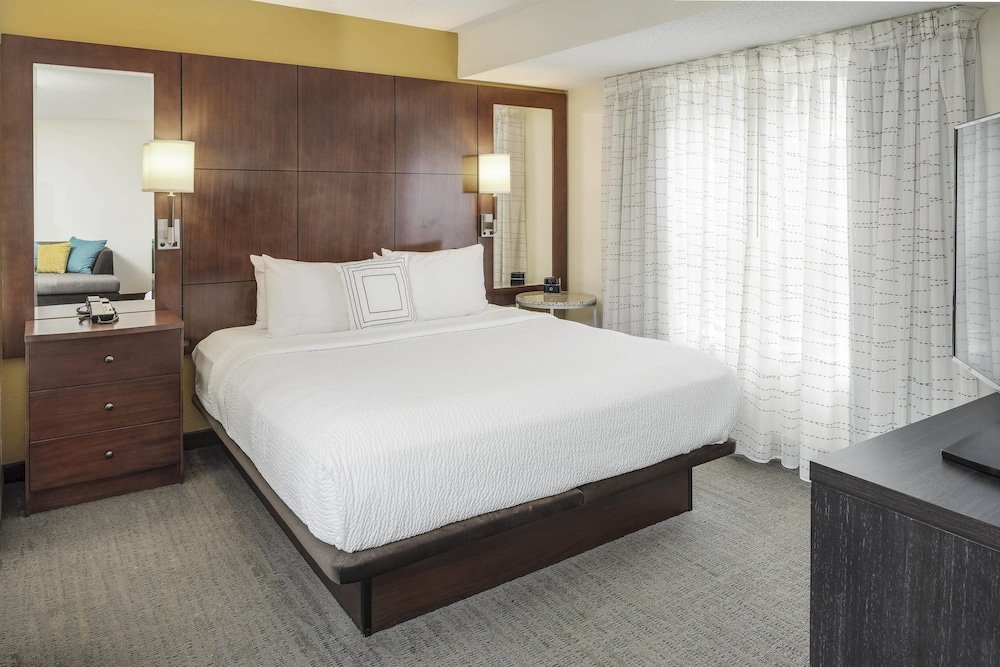 Фото Residence Inn by Marriott Portsmouth