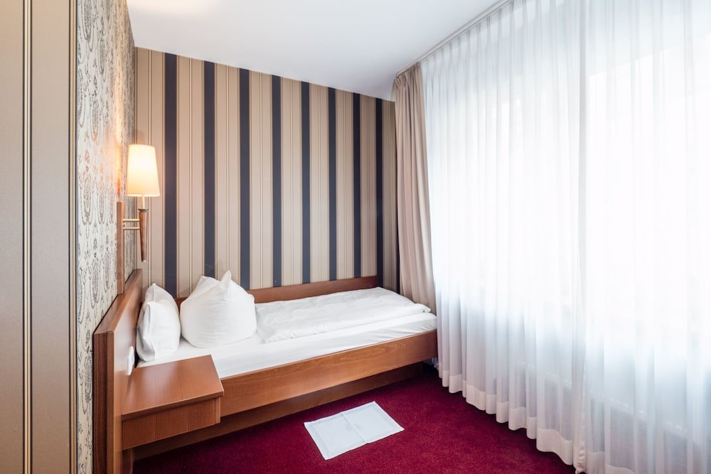 Фото 22065611519