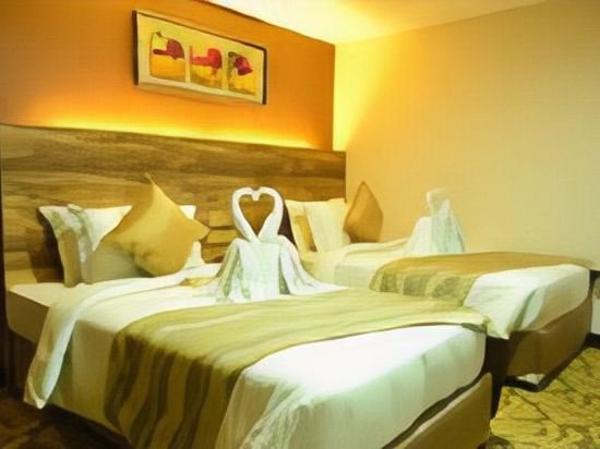 Фото Pearl City Hotel