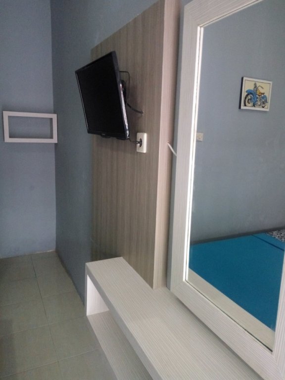 Фото Metro Malioboro Living