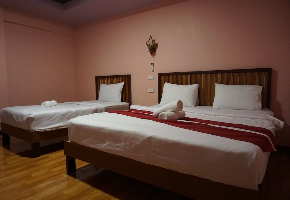 Фото Lampang Bouteak Resort