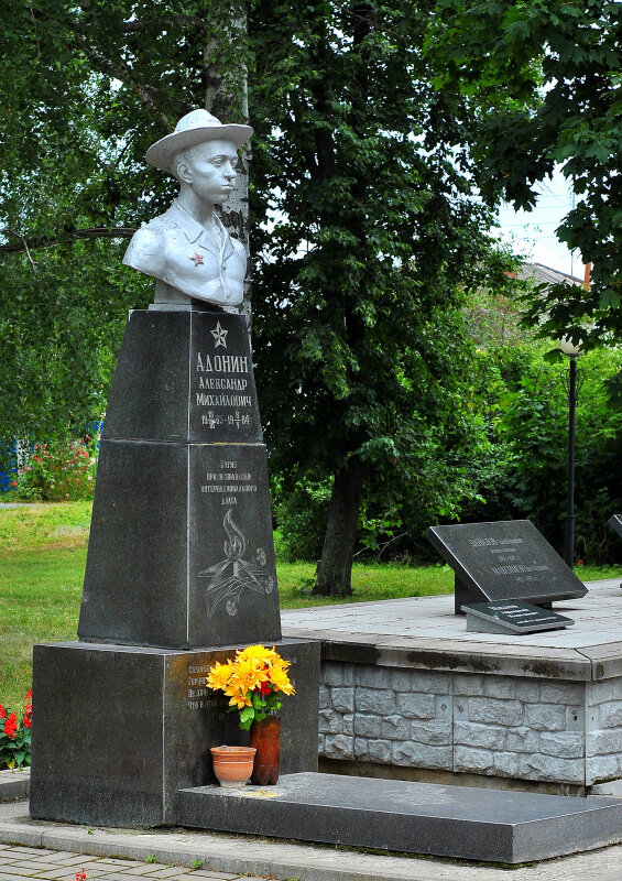 Monument, memorial Мемориал воинам-односельчанам, погибшим в годы Великой Отечественной войны, Belgorod Oblast, photo