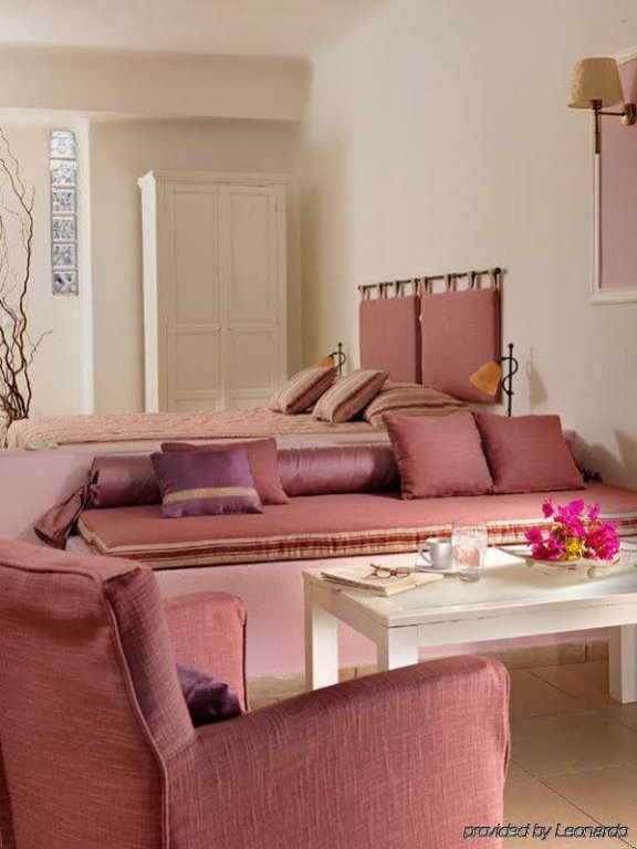 Фото Tholos Resort