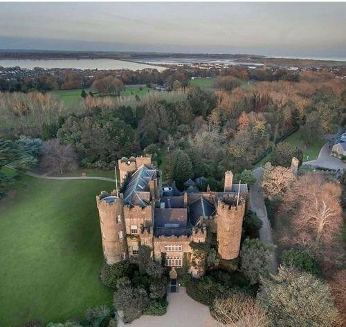 Гостиница The Artist Residence Dublin