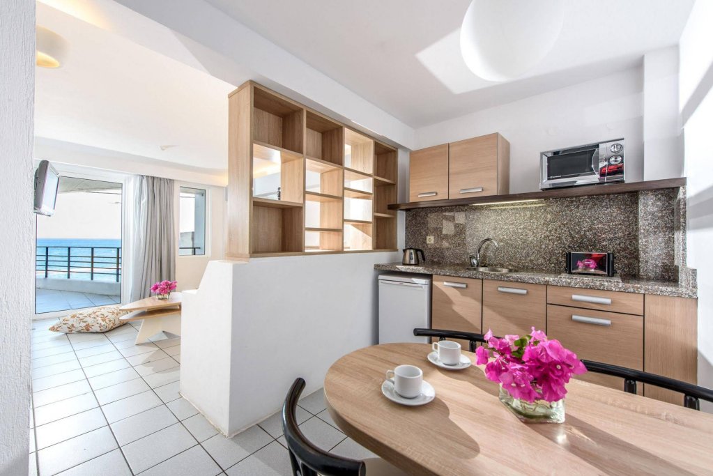 Фото 148210059202