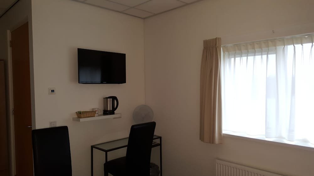 Фото Hotel Restaurant Lakeside