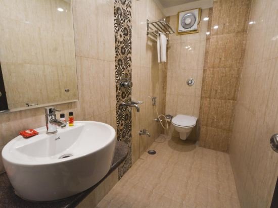 Фото Oyo Rooms Ip Mall Sigra