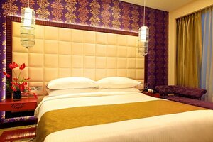 Гостиница The Metropolitan Hotel and SPA New Delhi
