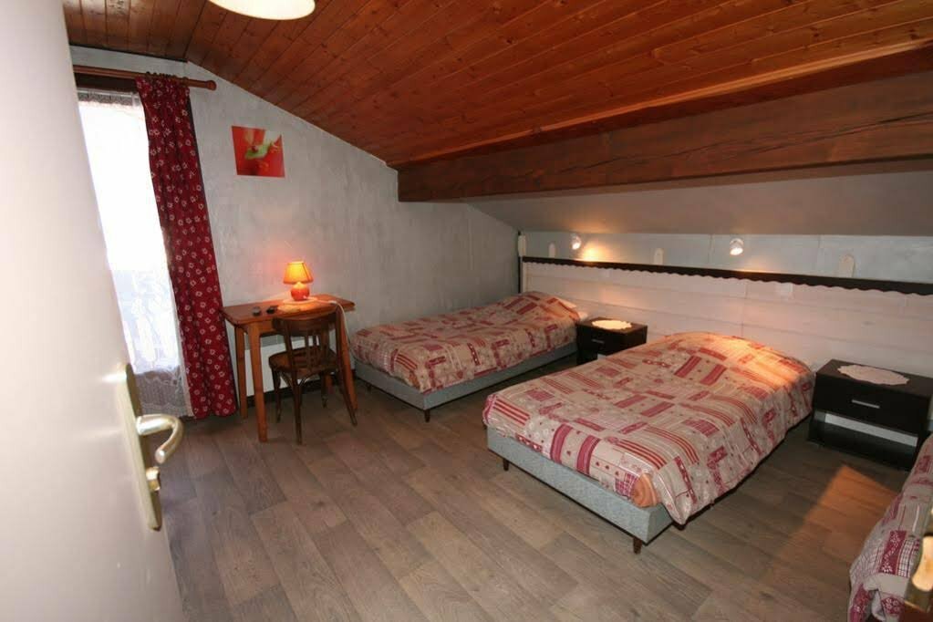 Hotel Hôtel Restaurant l'Edelweiss, Haute‑Savoie, photo