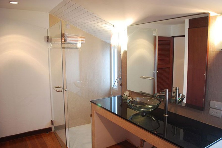 Фото Chateau Dale Boutique Residence