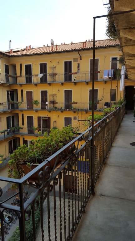 Фото Charming Milanese Apartments