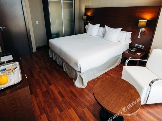 Фото AZZ Valencia Congress Hotel & Spa