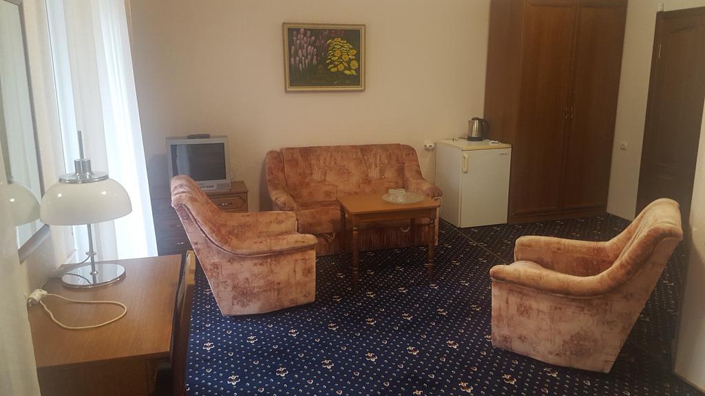 Фото отеля 1