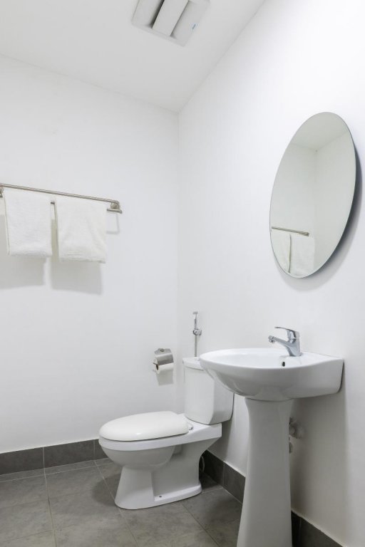 Фото Oyo 152 Sangco Condotel