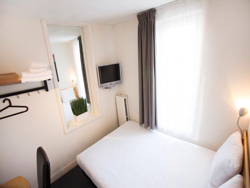 Фото Quentin England Hotel