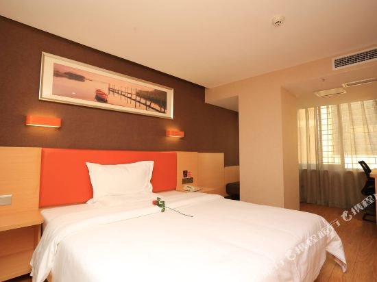 Фото 7 Days Premium Chongqing Jiefangbei Hongyadong Wan