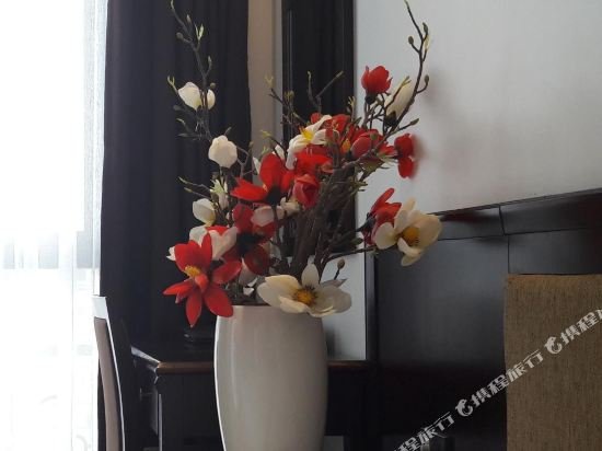 Фото A1 Hill Hanoi Hotel