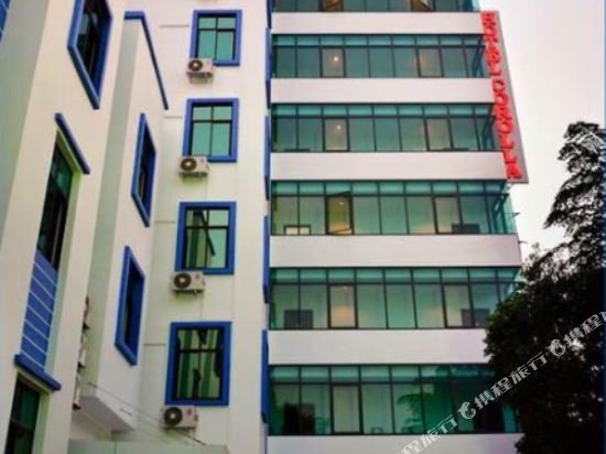 Фото отеля 3