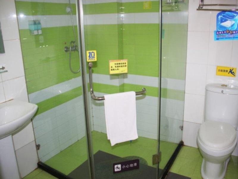 Фото 7 Days Inn Changsha Railway Institute Branch