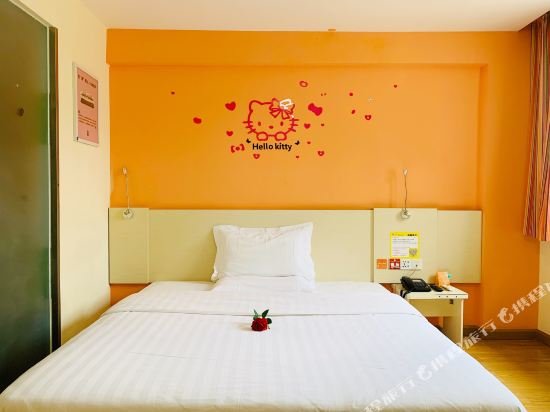 Фото 7 Days Inn Yunfu Coach Terminal Branch