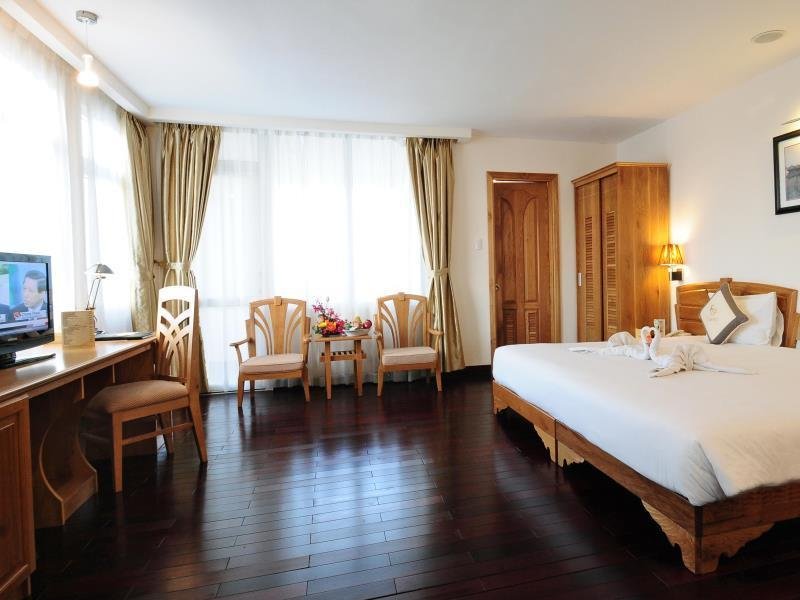 Фото Romance Hotel