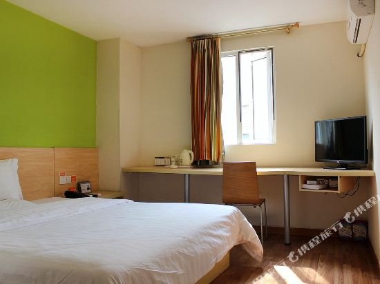 Фото 7 Days Inn Shenzhen Longhua Qinghu Subway Branch