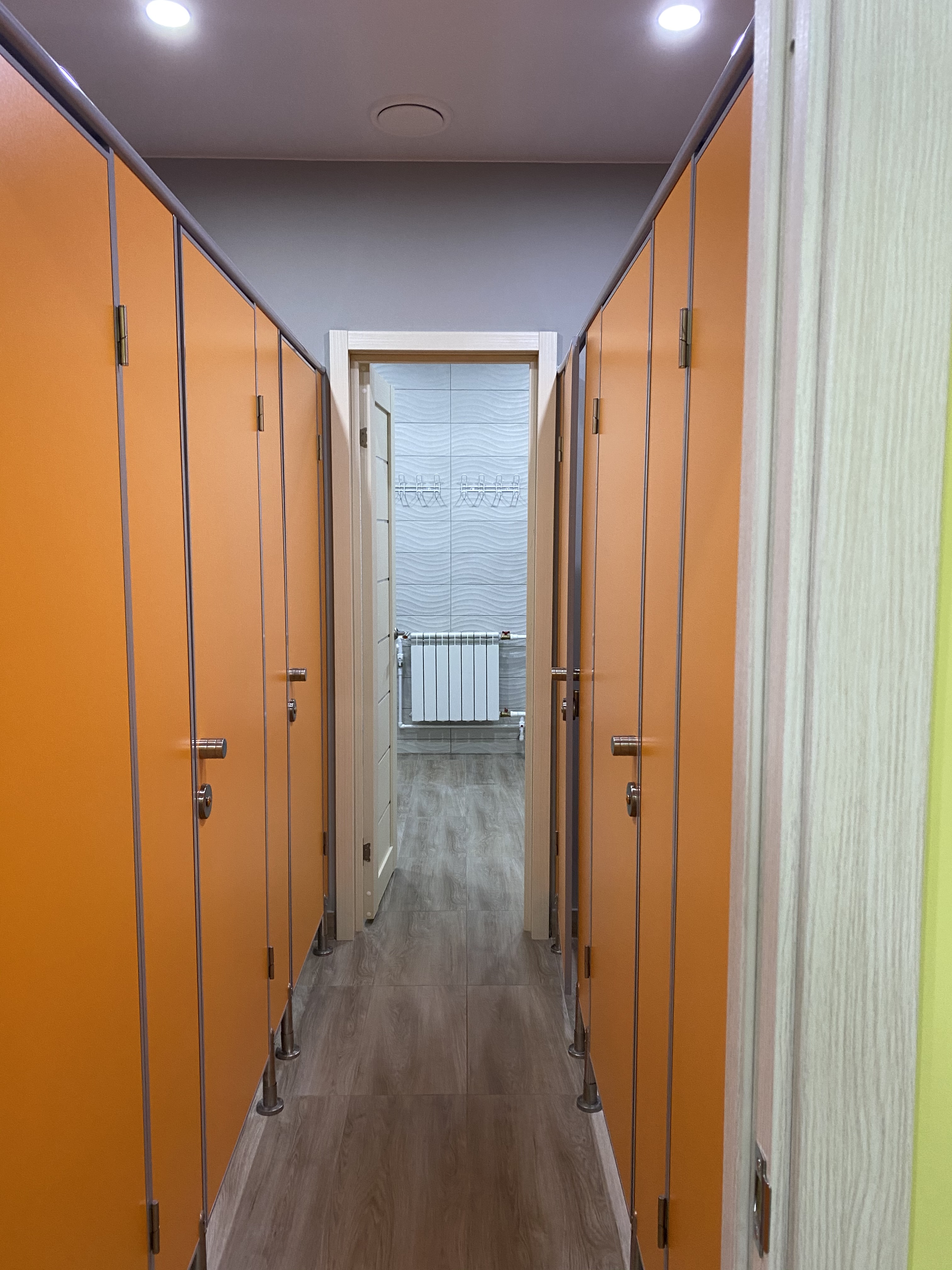 Фото Вверх Дном