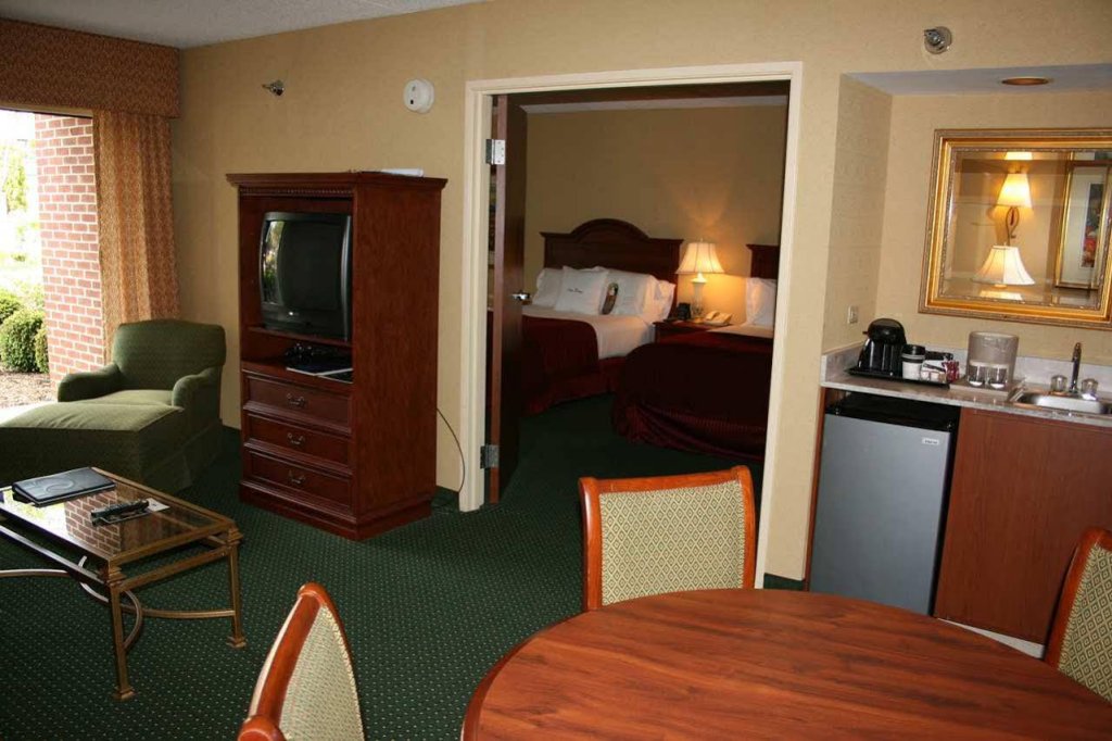 Фото DoubleTree by Hilton Asheville Biltmore