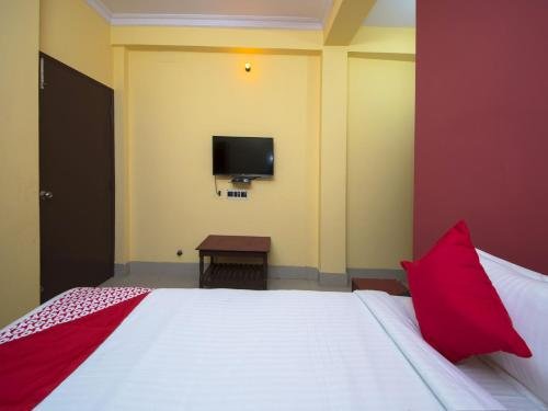 Фото Oyo 14379 Shubham Guest House & Banquets