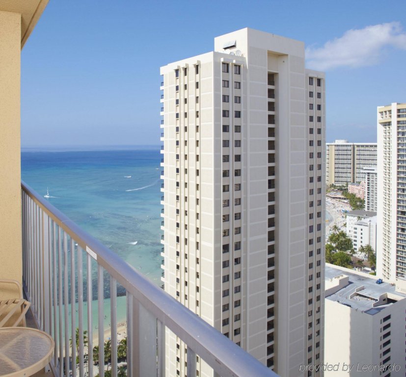 Фото Alohilani Resort Waikiki Beach