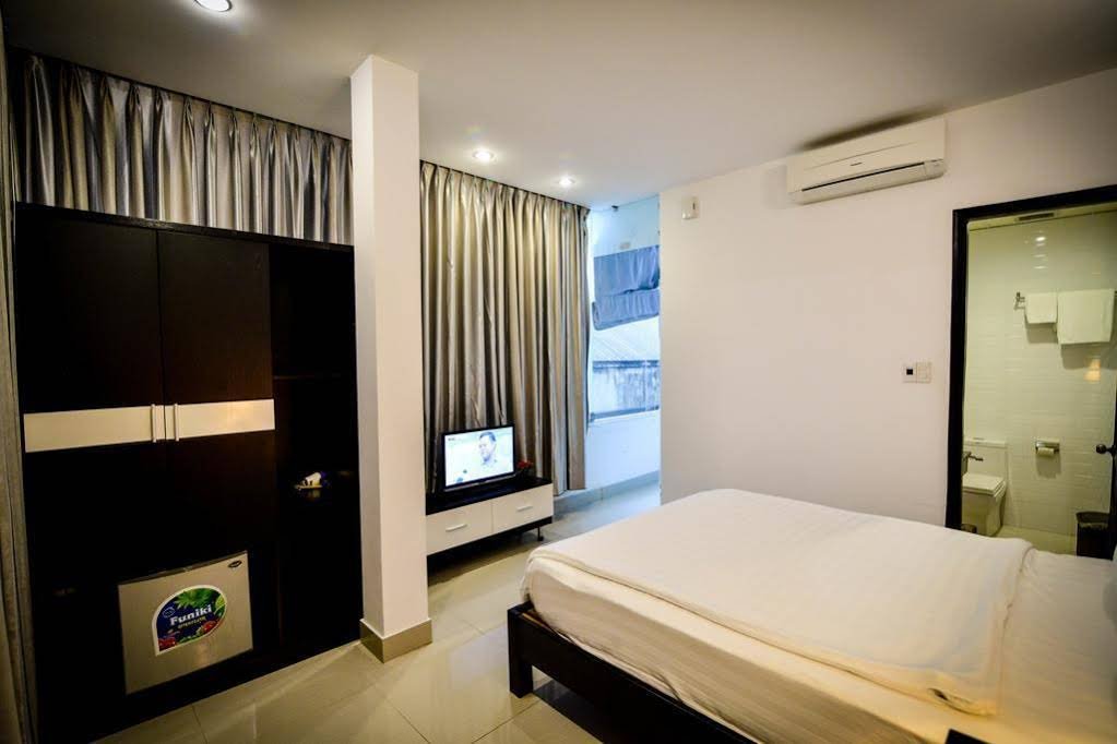 Фото Laurel Hotel