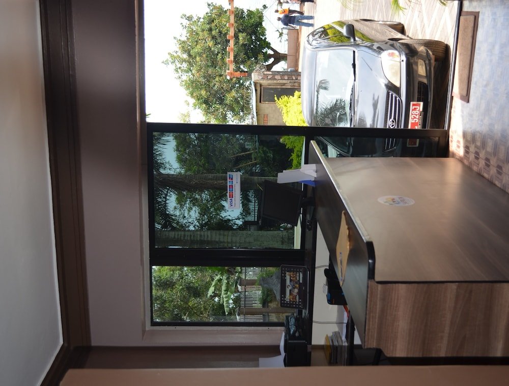 Фото Saffron Beach Bistro & Cottages