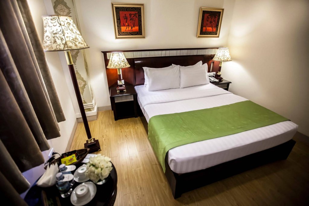 Фото Hai Long Hotel