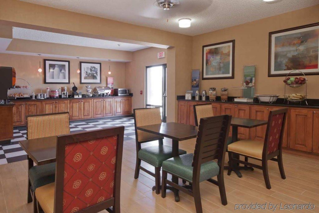 Фото Hampton Inn Phoenix/Chandler