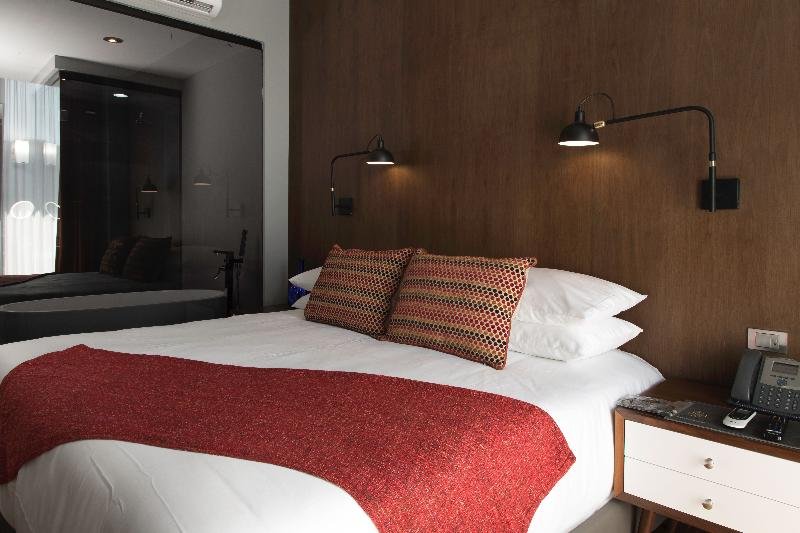 Фото Love IT Signature Hotel