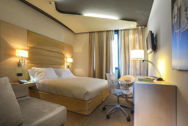 Фото Best Western Plus Hotel Expo