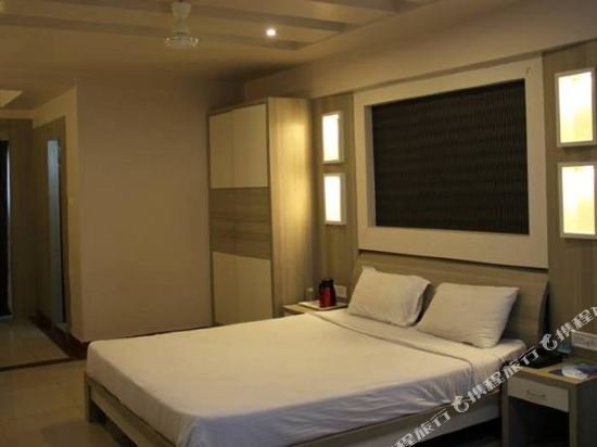 Фото Blue Lily Beach Resort