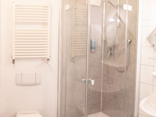 Фото Parkhotel Neubrandenburg